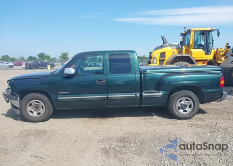2001 Chevrolet Silverado 1500 Ls из США, поврежденный, VIN 2GCEC19V811118417